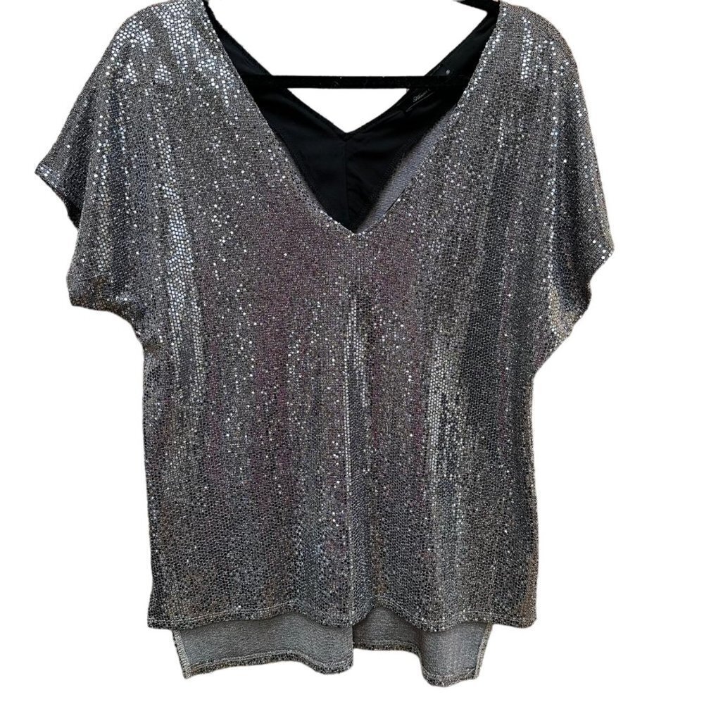 Anna Grace Short Sleeve V-Neck Metallic Silver Sequin Top NYE Women's Size‎ S